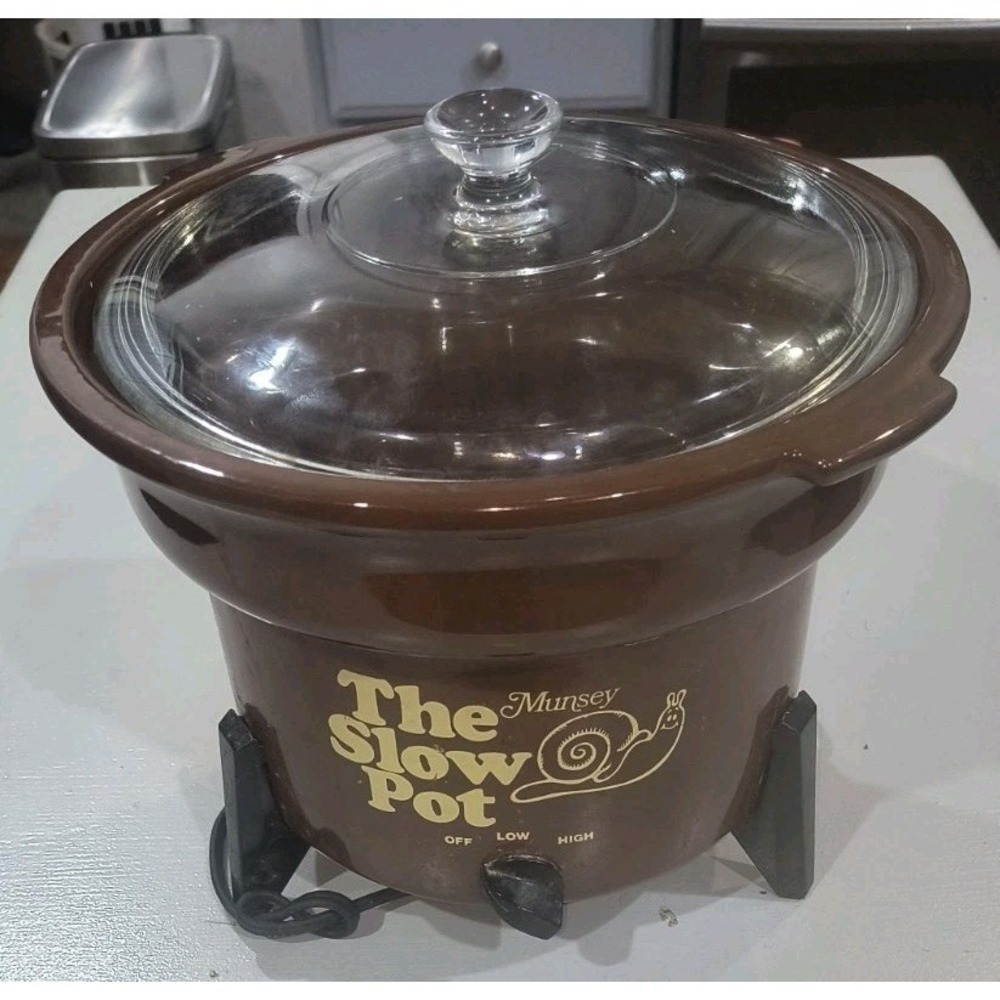 Vintage Munsey Slow Pot SP-5 Slow Cooker Removable Brown Stoneware Crock Insert